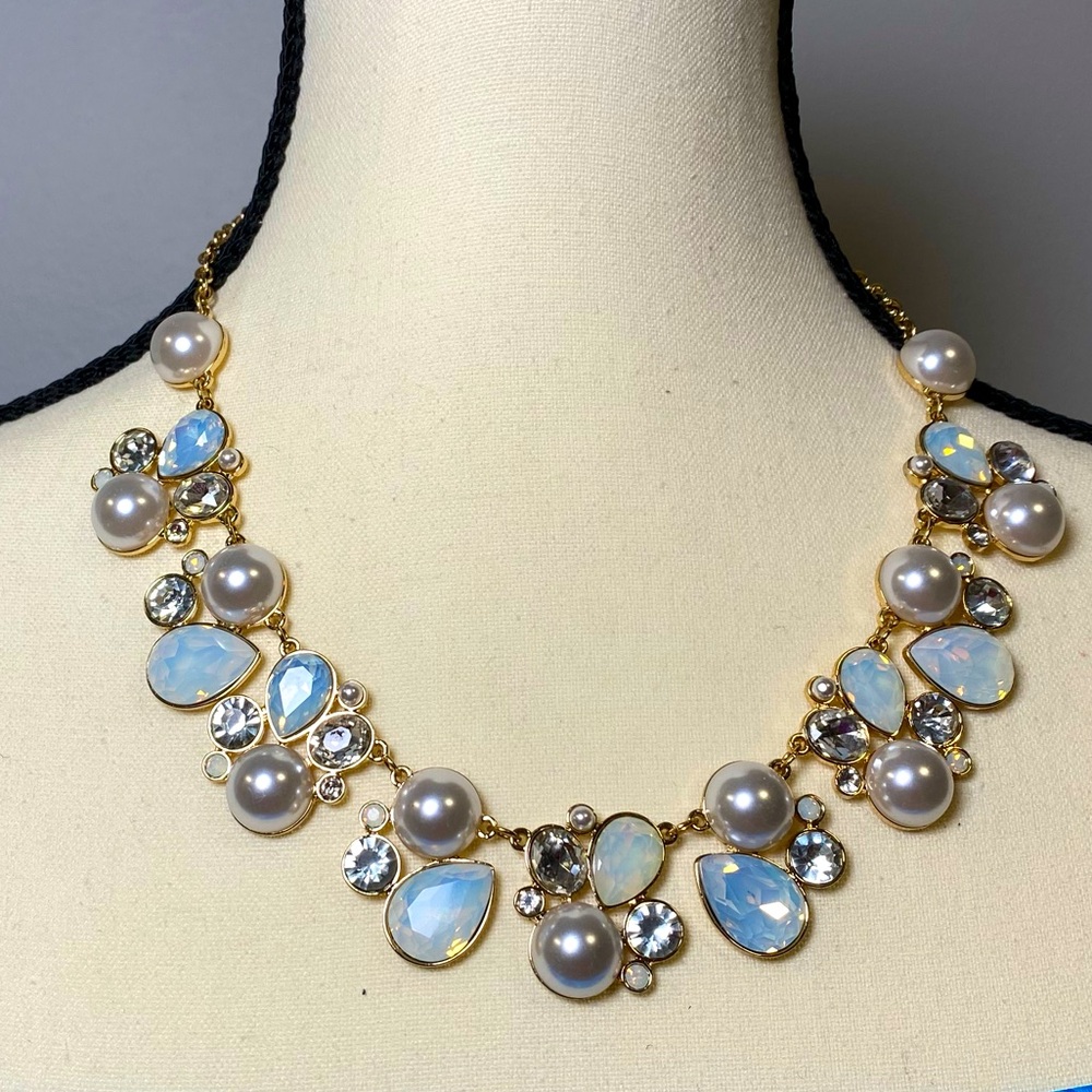 Etereo Rhinestone Necklace